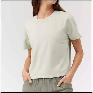 Outdoor Voices Shirt Womens XXS Green Cropped Short Sleeve Athletic